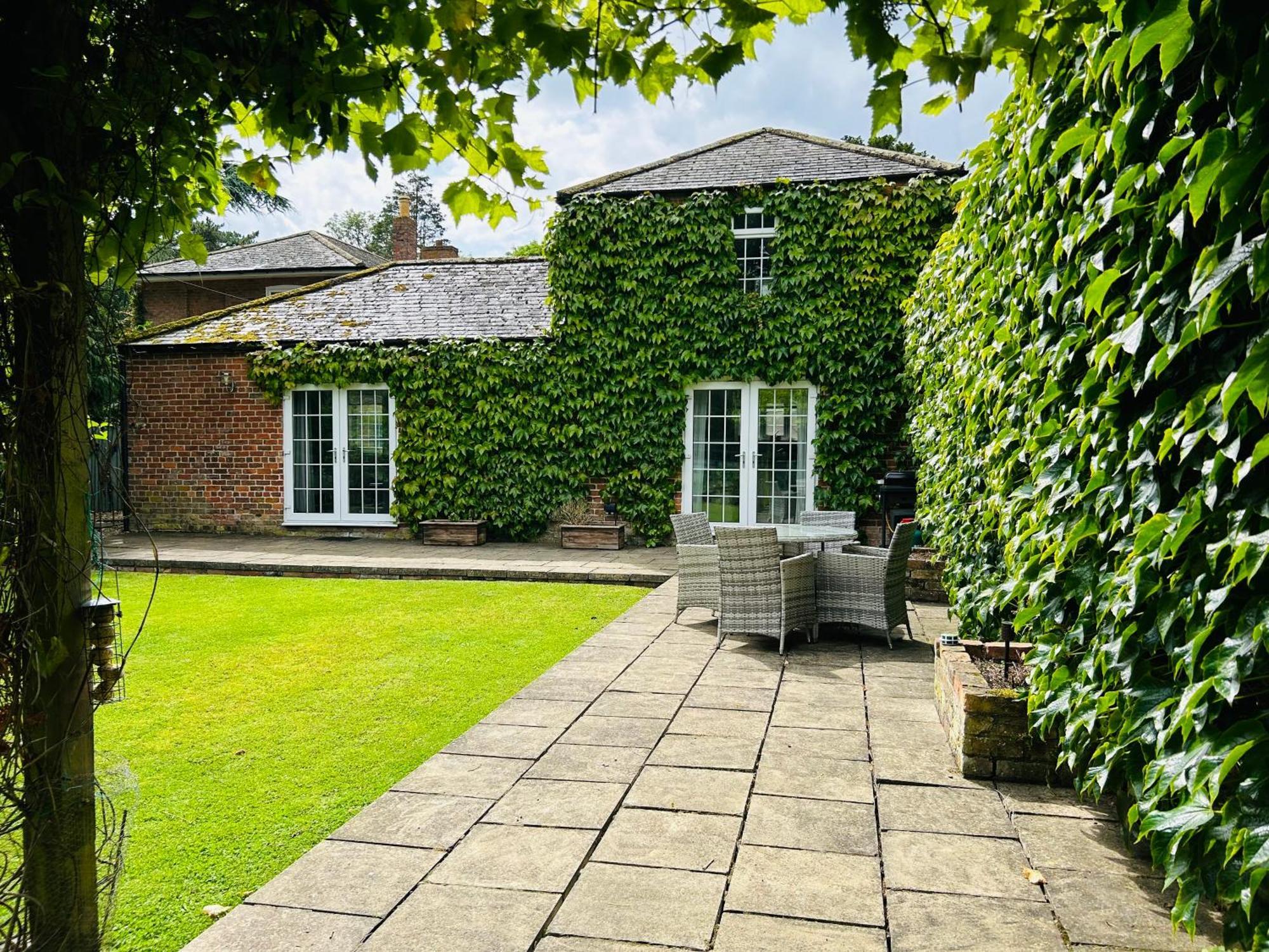 The Old Coach House At Stewton Apartment Louth  Bagian luar foto