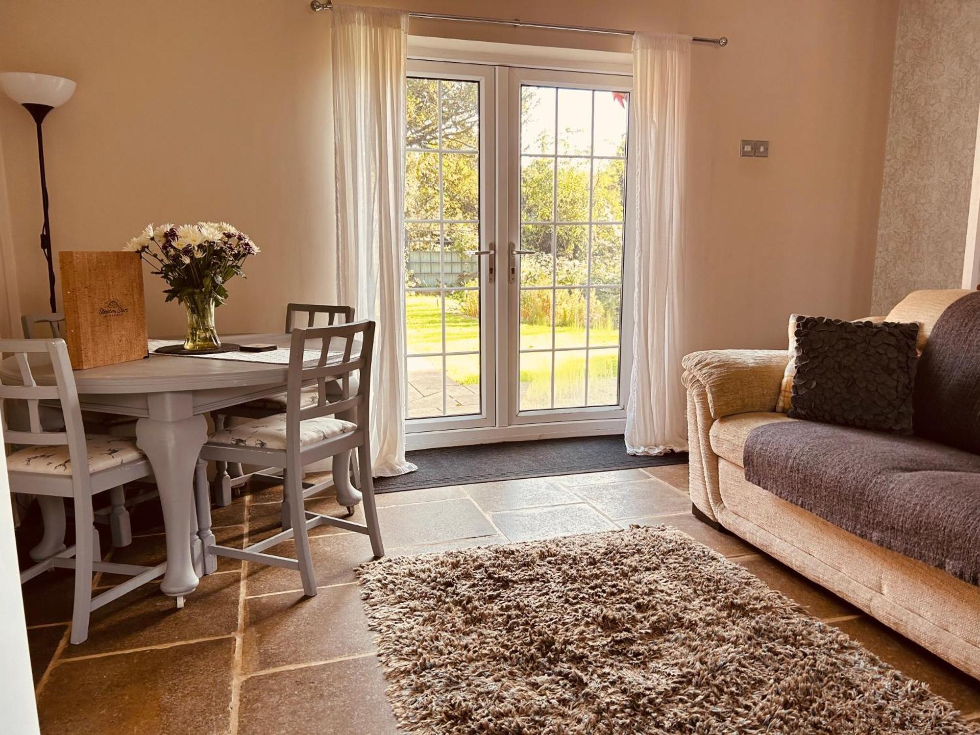 The Old Coach House At Stewton Apartment Louth  Bagian luar foto